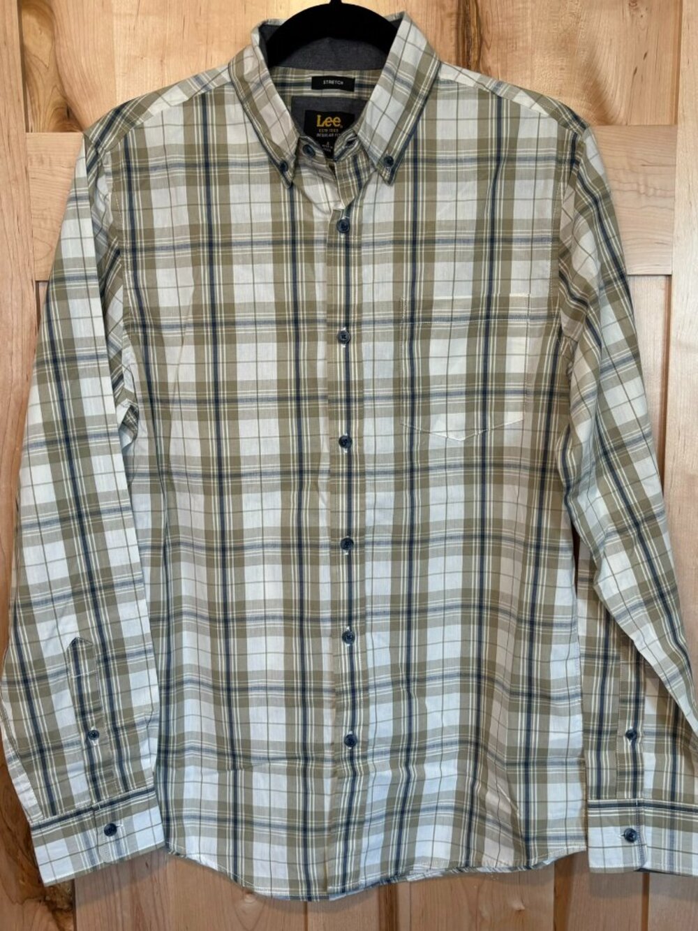New NWT Lee Plaid Long Sleeved Button Down Shirt S $54 LM32LW713 EGRET